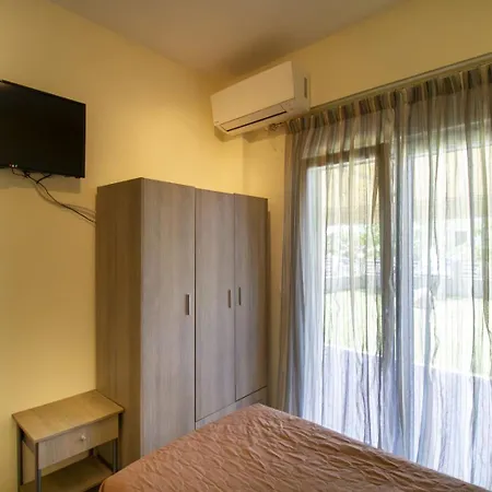 Appartamento George By Rentalspro - Halkidiki Nikiti (Sithonia)